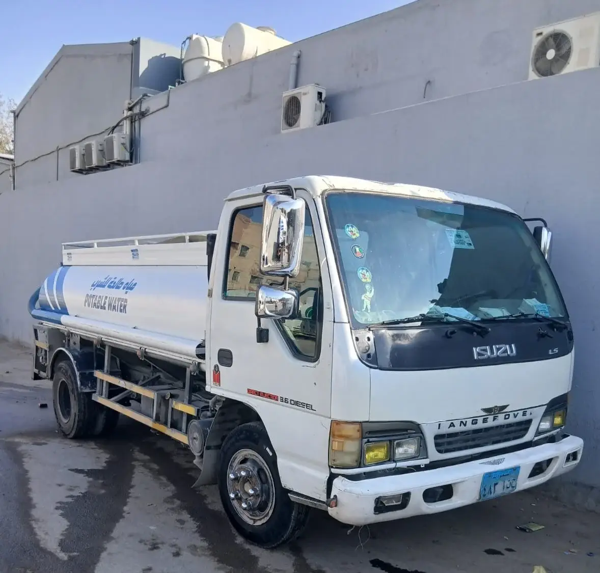 وايت ماء جنوب الرياض لتوصيل المياه للمنازل والمقاولات